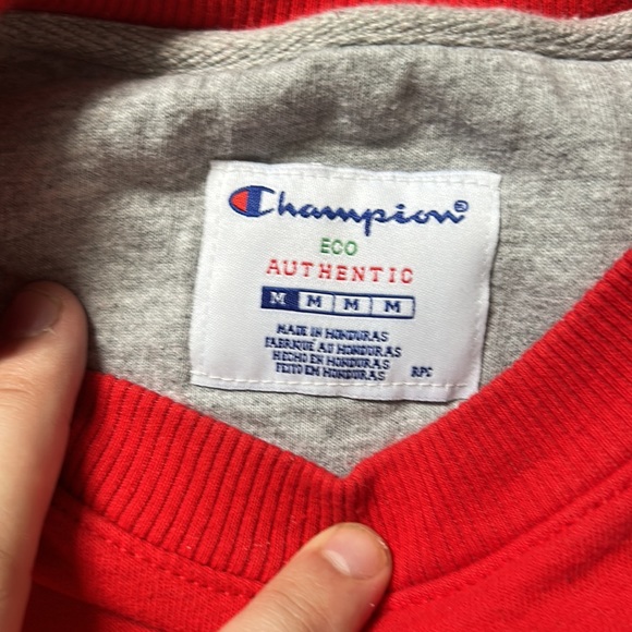 Champion - red sweatshirt - Picture 3 of 3